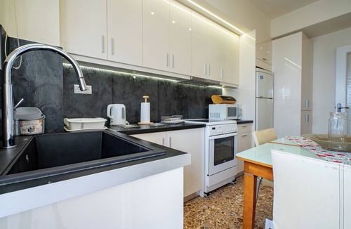 Atalanti Apartment | Piraiki Sea View Apt, 2bdrms, 4 pers by MPS