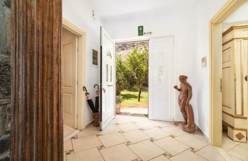 Plaka Villa | Plaka Beach Luxury Villa Crete Dreams