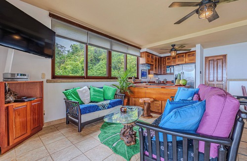 Dominical House | Playa Guapil near Dominical 25 Acre Estate - Amazing Ocean Views & Wildlife!