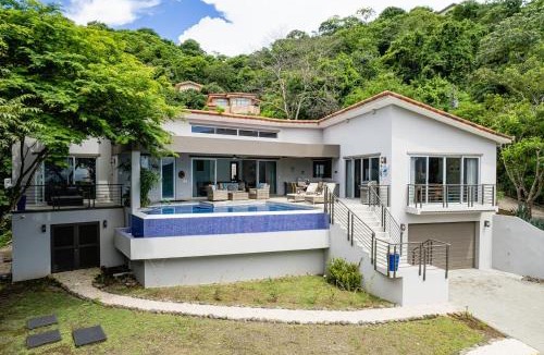 Panama Beach House | Playa Hermosa 4br Sleep 8 Private Pool Ocean View