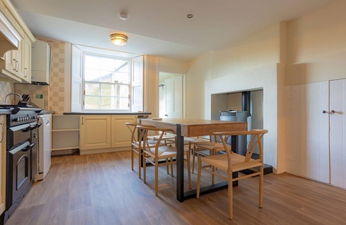 St. Andrews Ski Chalet | Playfair House | 1 min to Old Course | St Andrews