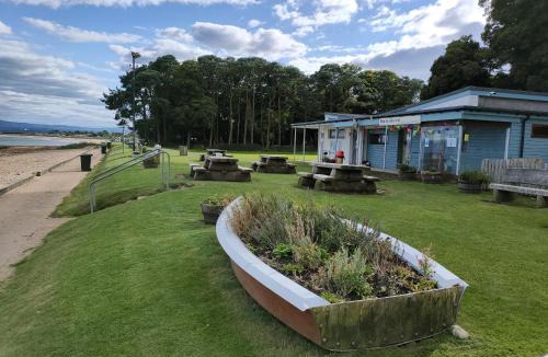 Fortrose House | Pleasant Point Holiday Cottages