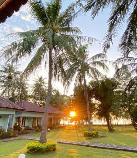 Labuhan Pandan Resort | Pondok Siola