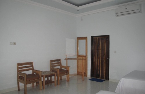 Labuhan Pandan Bed & Breakfast | Pondok Siola