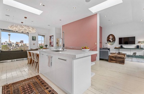 Freemans Bay Villa | Ponsonby Oasis I 3BR, Carpark
