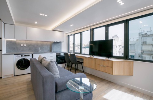 Piraeus Apartment | Porto Pireo by Superhost365