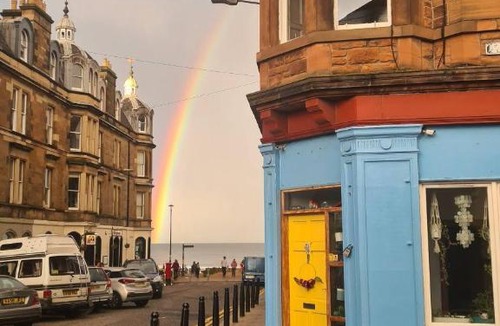 Portobello Apartment | Portobello Charming Seaside 3-BR Holiday Apartment