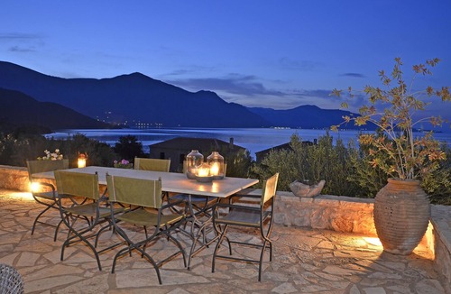 Leonidio House | Poulithra -Perfect Villa for Vacations