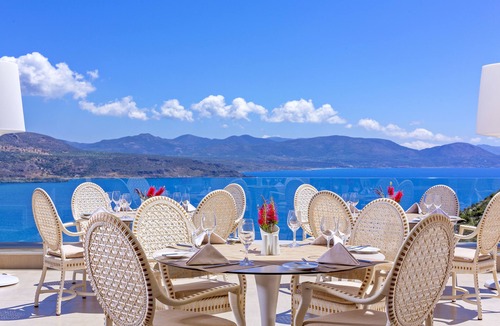 Papadhianika Apartment | Princess Kyniska Suites