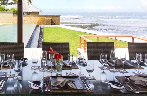 Batubulan Villa | Private Beachfront Escape – Bali Villa 1115