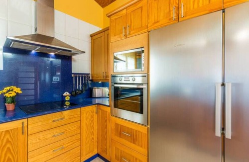 Santandria Ski Chalet | PRIVATE VILLA WITH POOL VALLADA.No for rent to under 25 years old for S.Joan