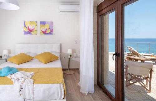 Kastri Villa | Private Luxury 3bdrm Villa - Walk to beach