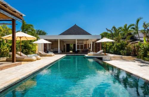 Mushroom Bay Villa | Private Oceanfront Villa Kingfisher - 20m Infinity Pool