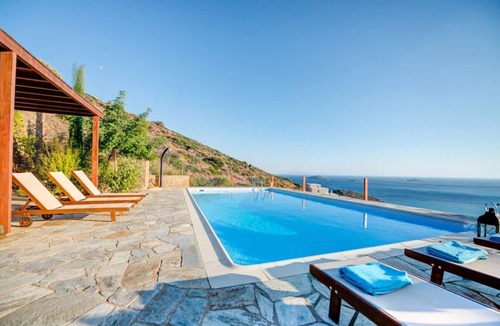 Gavrio Villa | Private Pool & Breathtaking Panoramic Sea View *-