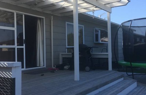 Manurewa Resort | Private room ∙ 1 guest