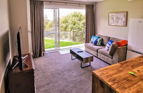 Paremoremo Resort | Private room ∙ 2 guests