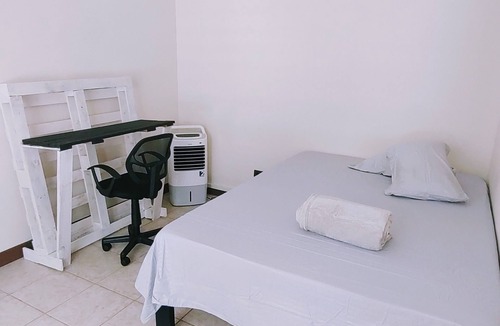 Barrio Dent House | Private Rooms in San Pedro, San Jose