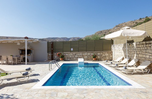 Agia Triada Villa | Private villa w/Pool, Kids Area, BBQ, Ping Pong Table, suitable for families