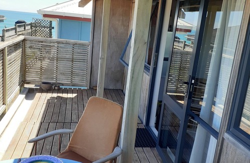 Pukehina Apartment | Pukehina Beach Studio with Balcony and Majestic views