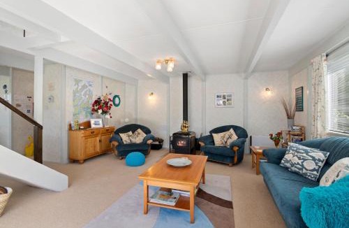 Havelock House | Pukenui Paradise - Havelock Holiday Home