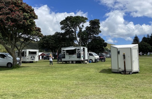 Mahia House | Quality bach in peaceful Mahia.