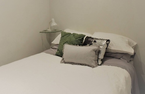 St. Heliers Apartment | Quiet, compact, well located and affordable!