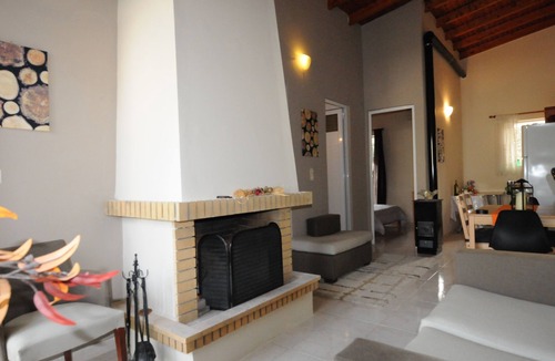 Agii Apostoli House | QUIET RESIDENCE " ROSSA 18"