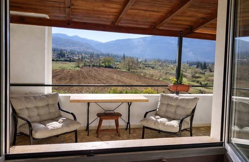 Kefalochori House | Quiet Two-Level Mountain Villa Dorothy, Polydrosos