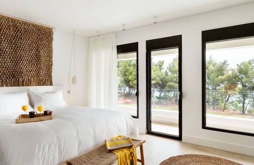 Chalkidona Villa | R 1321 Villa with Three Bedrooms and Private Pool