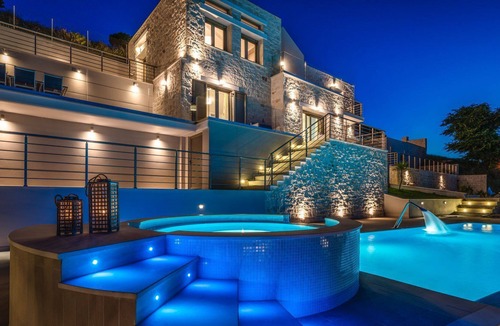 Tsilivi Villa | R 272 Luxury and spacious Beach Villa with Private Pool Sea Views