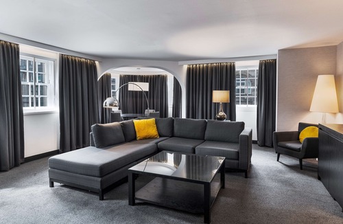 Old Town Hotel | Radisson Blu Hotel, Edinburgh City Centre