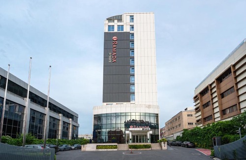 Bayrampasa Hotel | Ramada Encore Istanbul Bayrampasa