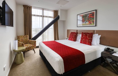 Manurewa Hotel | Ramada Suites by Wyndham Auckland Manukau Pacific Centre