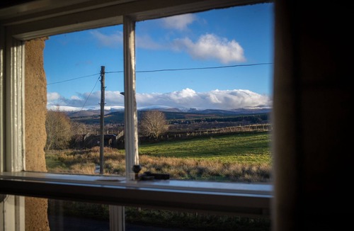 Kingussie House | Rathmhor - lovingly restored traditional stone house in Cairngorms National Park