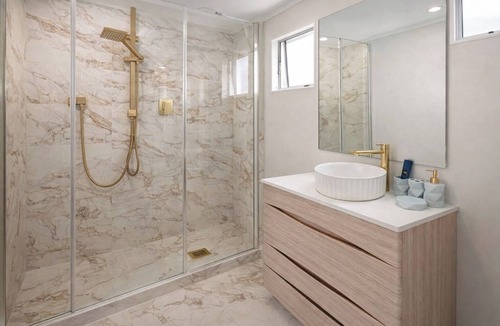 Paihia Hotel | Rayya Suites By Ktc
