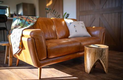 Twizel House | Red Hut - touch of luxury - Twizel