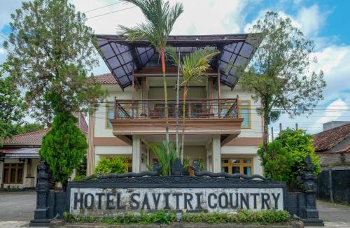Sinduharjo Hotel | RedDoorz at Savitri Hotel