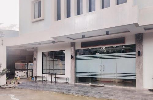 Tanjung Uban Hotel | RedDoorz at Wisma Nadin 2 Bintan Utara