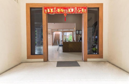 Bogor Tengah House | RedDoorz near Kebun Raya Bogor