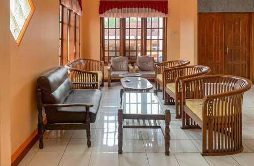 Karanganyar Hotel | RedDoorz near Taman Wisata New Balekambang Tawangmangu