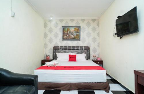 Banjarmasin Hotel | RedDoorz near Uniska Banjarmasin