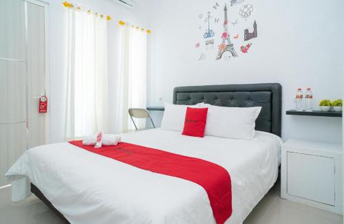 Nganjuk House | RedDoorz Syariah At Winong Nganjuk
