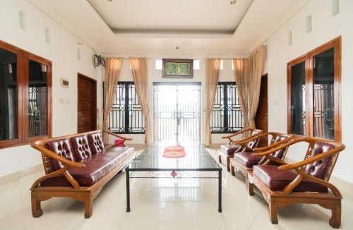 Padang Hotel | RedDoorz Syariah near Universitas Putra Indonesia Padang