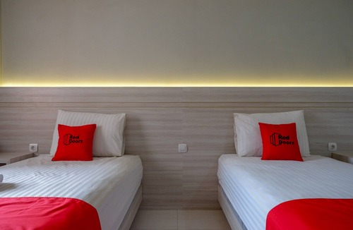 West Semarang Hotel | RedDoorz Syariah near PRPP Semarang