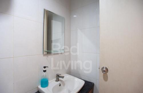 Bekasi Apartment | RedLiving Apartemen Patra Land Urbano - Iconic Room Tower Mid-West