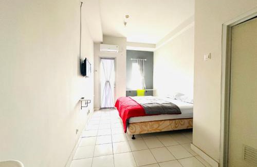 Dramaga Apartment | RedLiving Apartment @ Dramaga Tower by Liana Room