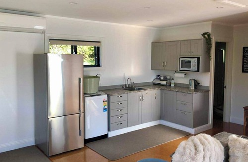 Redwood Valley Cottage | Redwood Cottage - Essential Comfort