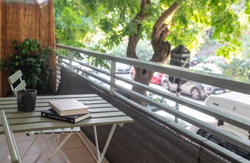 New Kypseli Apartment | Renovated Gem near Pedion Areos Park & Museums