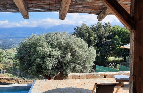 Katochori House | Renovated traditional house with swimming pool