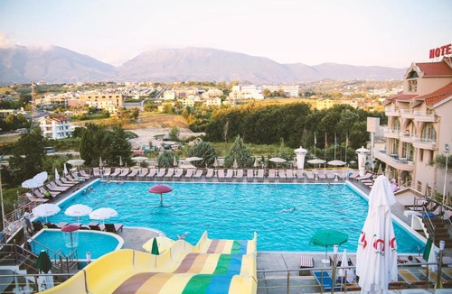 Mjull-Bathore Resort | Resort Eklips